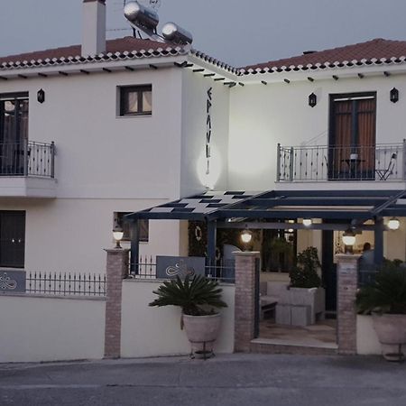 מלון "Epavlis Boutique Galaxidi" מראה חיצוני תמונה